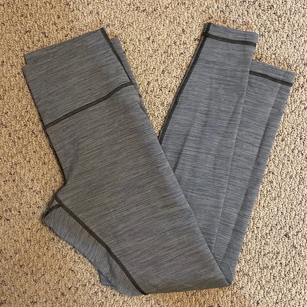Lululemon wunder under leggings size 8